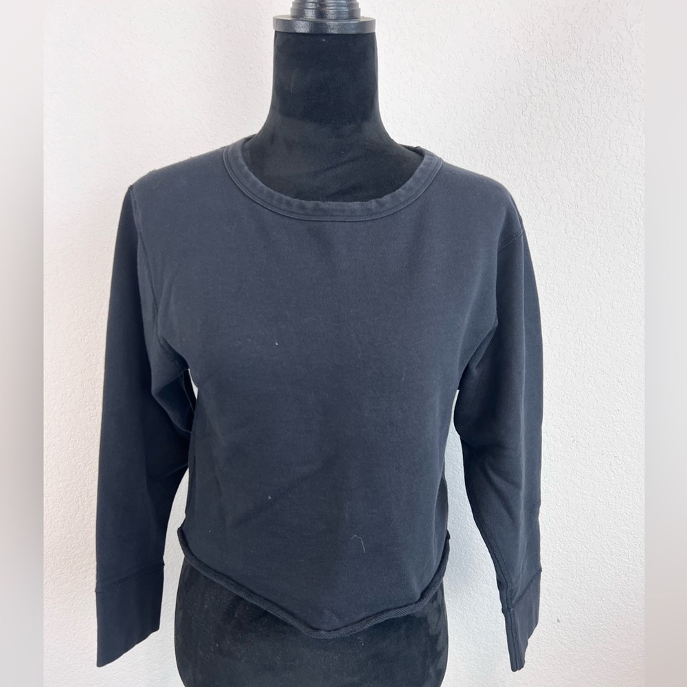 Athleta Long Sleeves Crop top Size XS